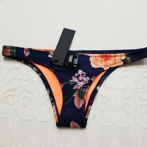 29B Triangl navy floral cheeky bottoms